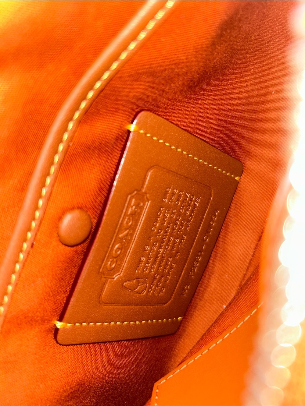 COACH Hampton Hobo Bag in Crystal signature Jacquard - Picture 3 of 7